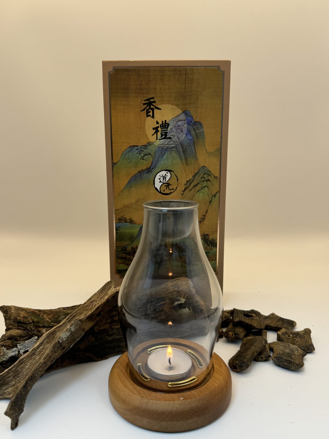 Glass agarwood warmer