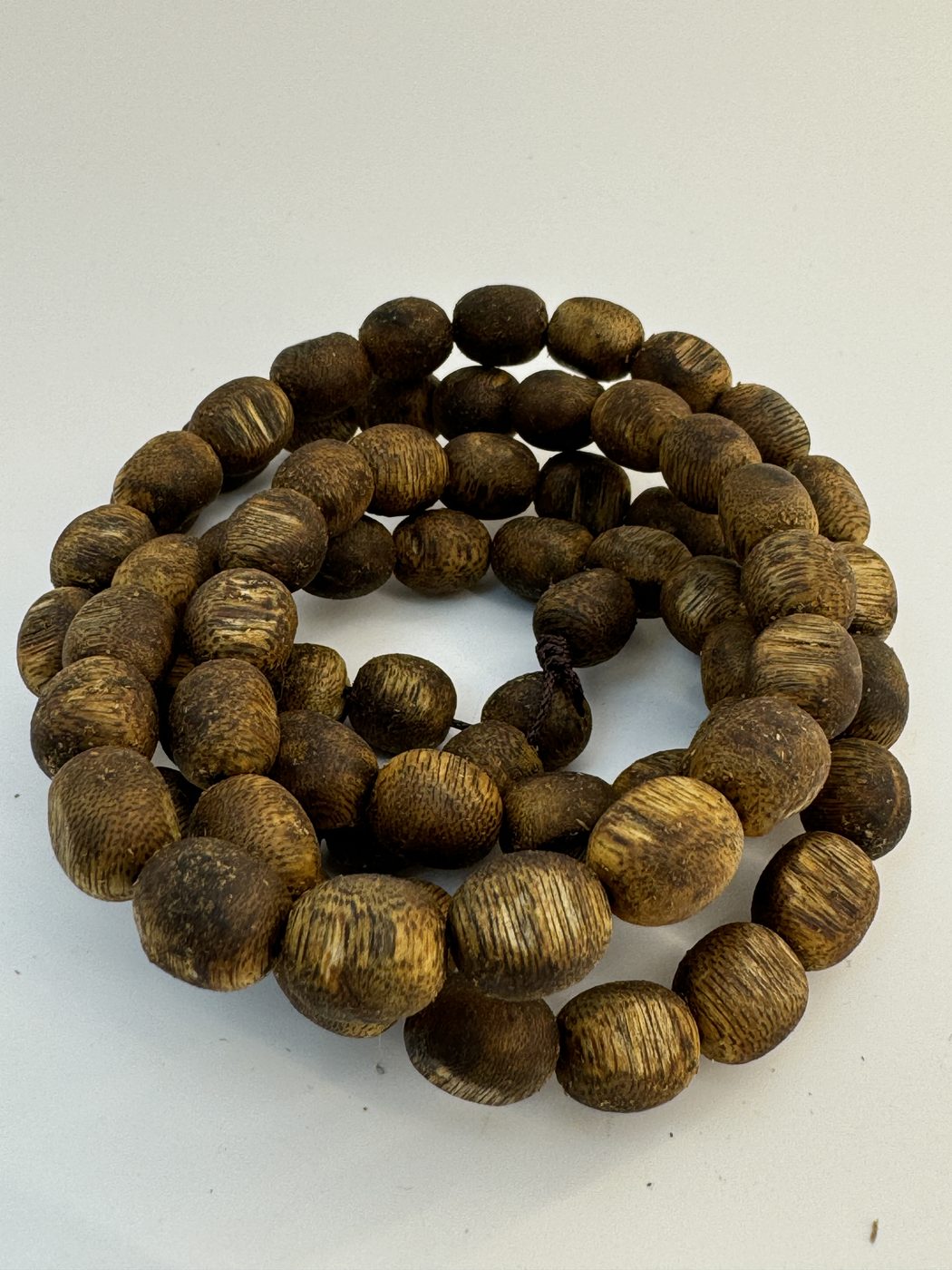 Kinam agarwood necklace